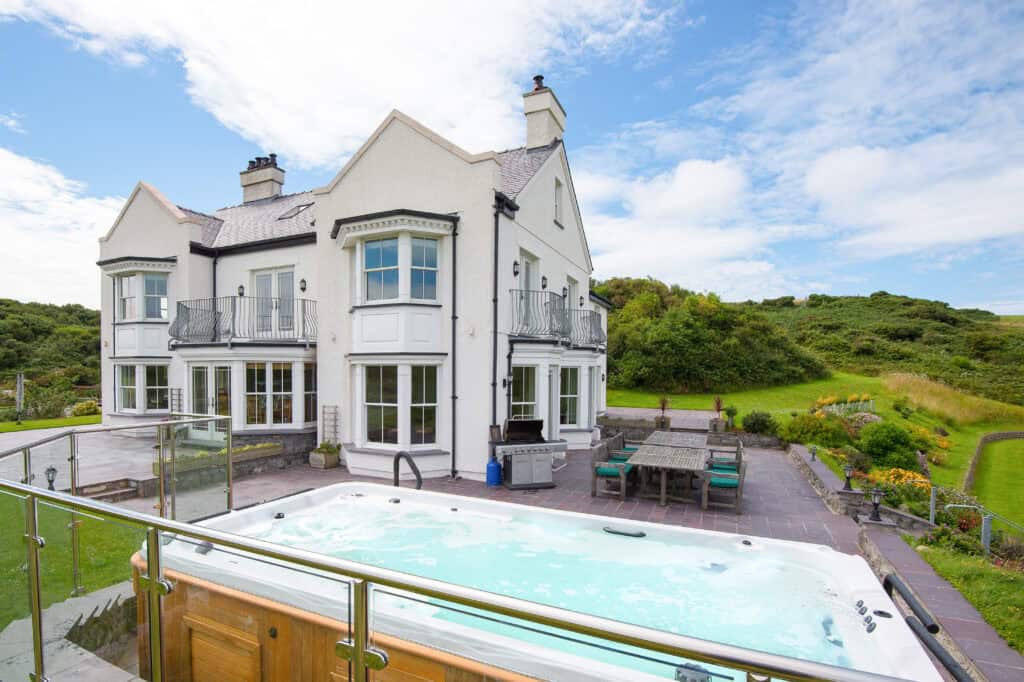 family holiday cottages UK