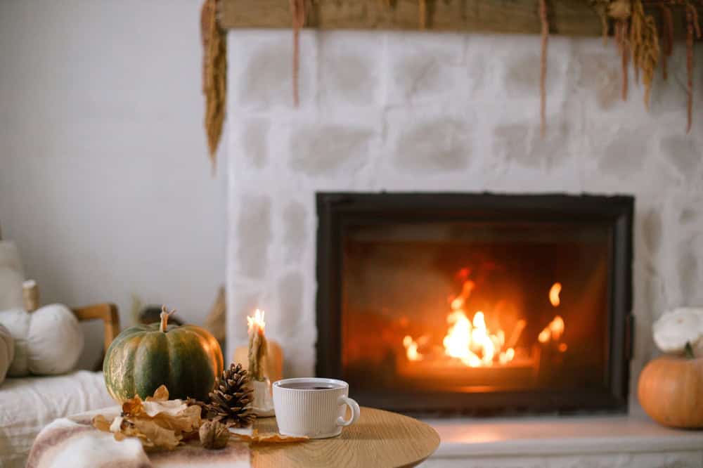 COSY CHRISTMAS STAYCATIONS