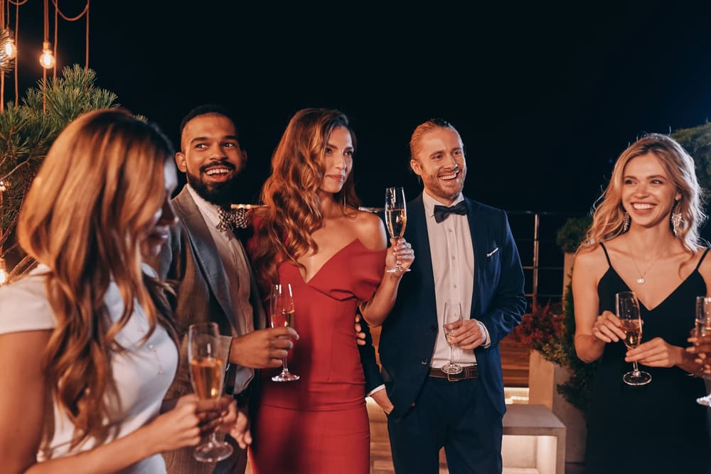 wedding guest outfits