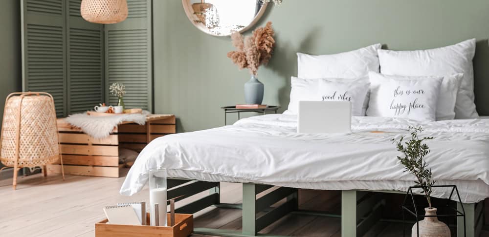 relaxing bedroom